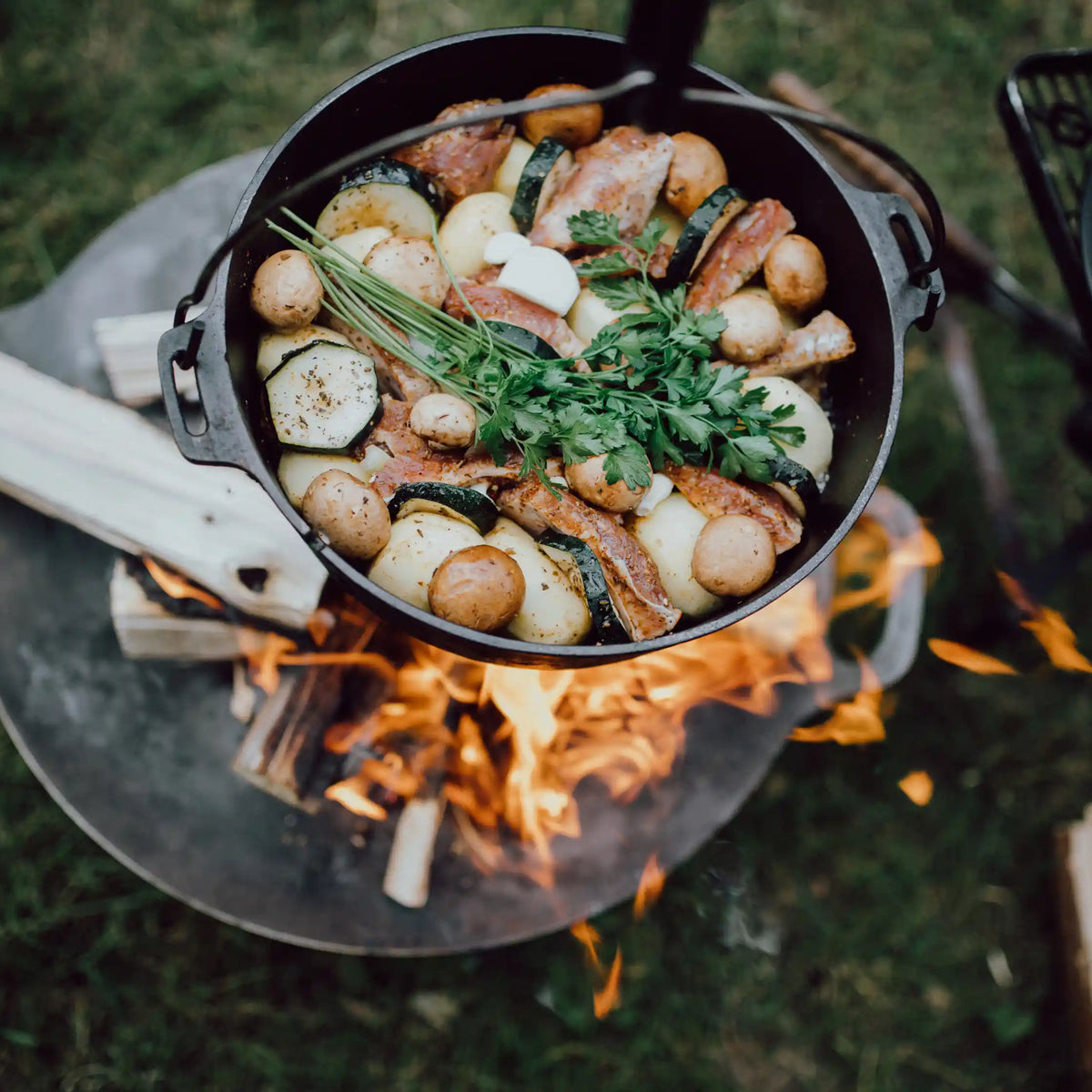 5 simple Dutch Oven recipes for beginners | Petromax Guide