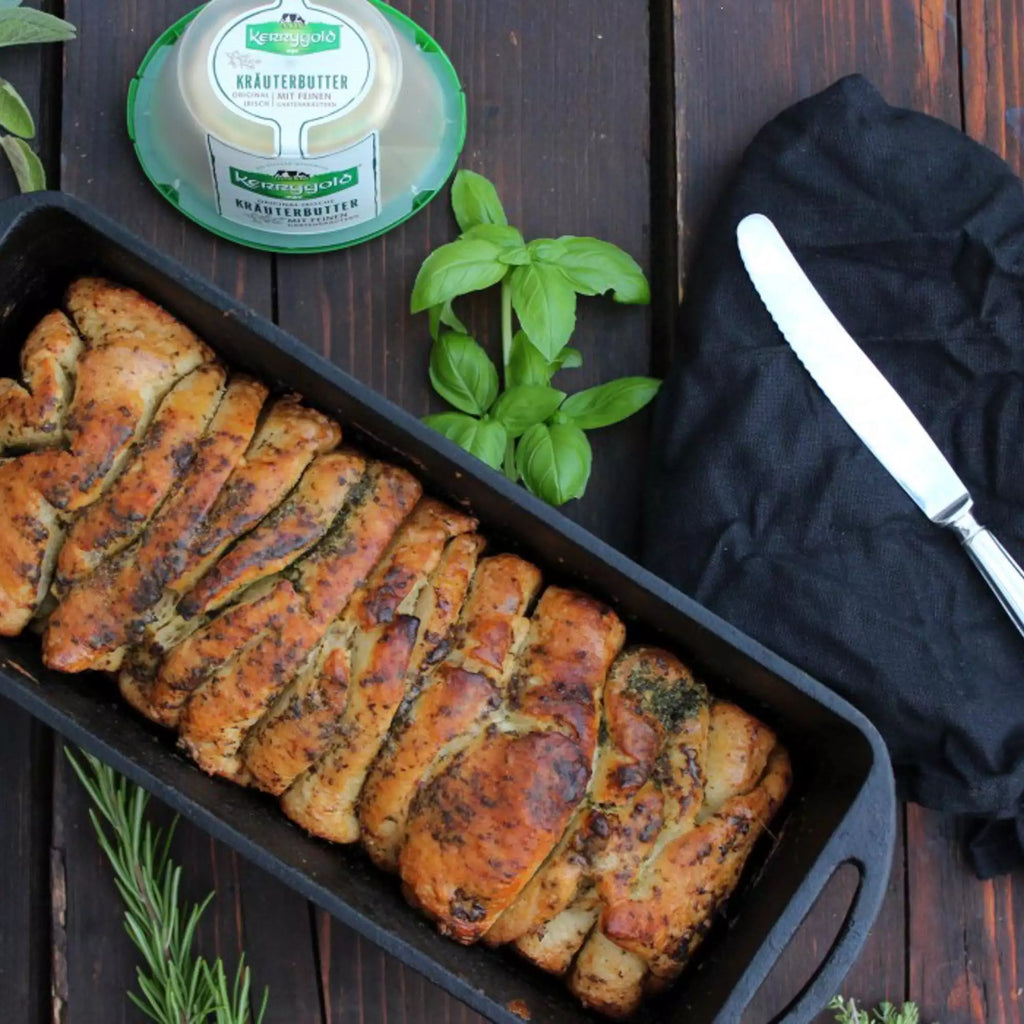 Image of Folded bread with herbs