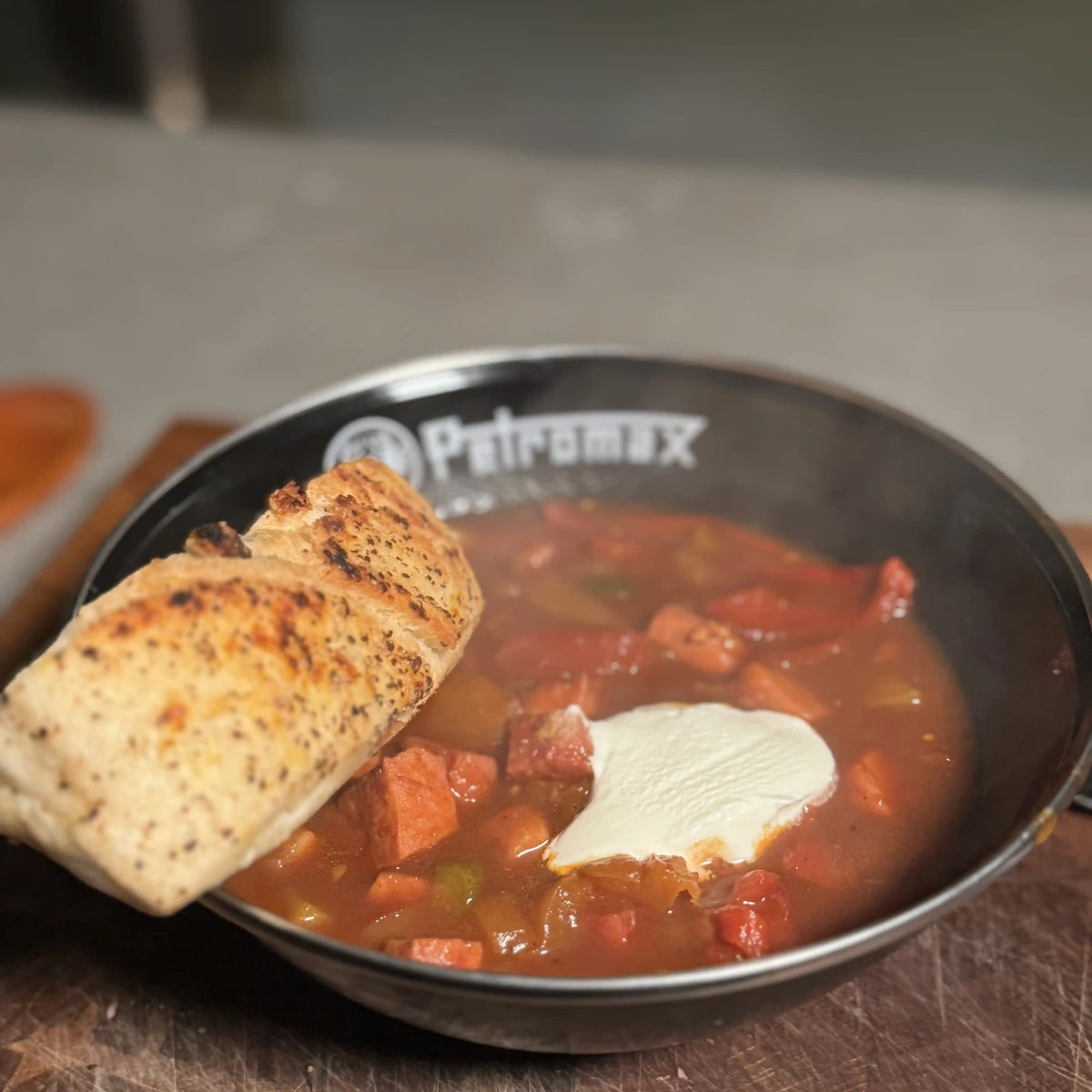 DDR Soljanka - from the Dutch Oven (6 liters) – Petromax