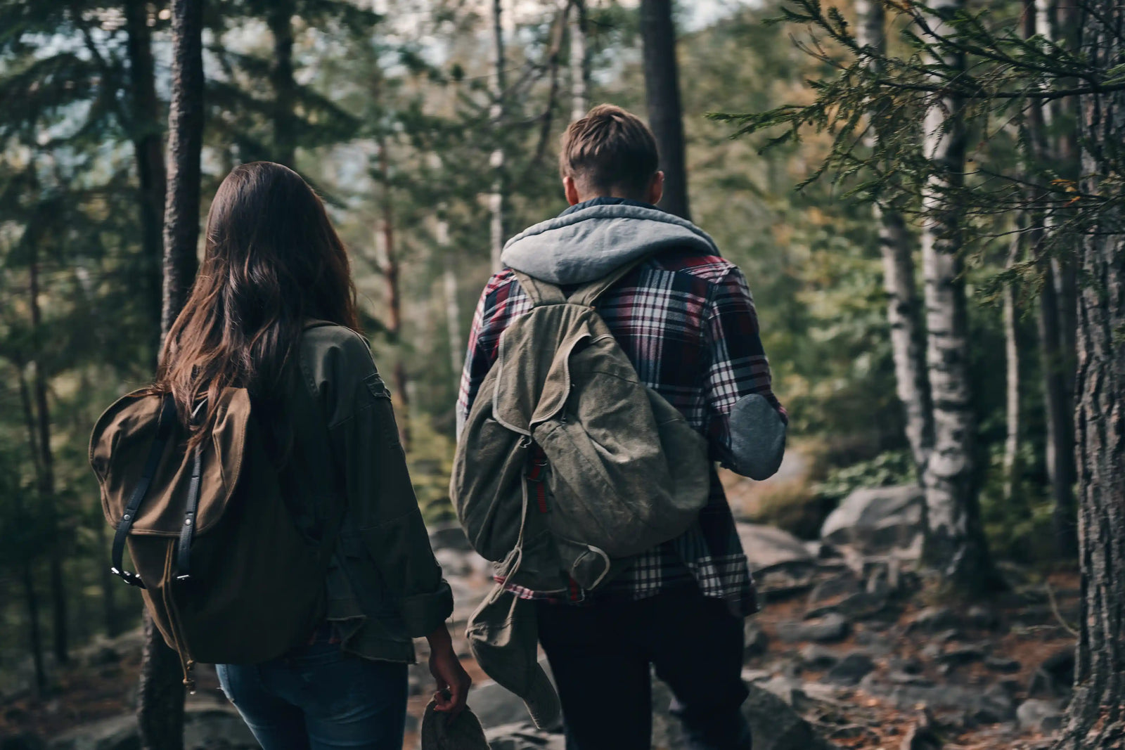 Was ist der Unterschied zwischen Wandern und Trekking? -  Welches Abenteuer passt zu dir?