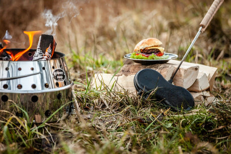 Burger mit Burgereisen über Feuerschale – Outdoor Burger selber machen