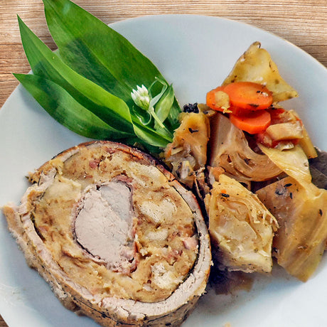 Herzhafter Rollbraten mit Bärlauch