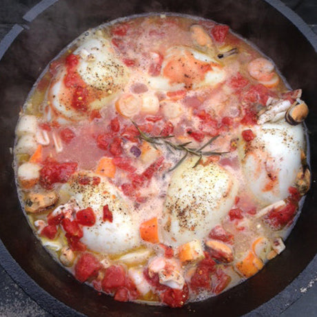 Gefüllter Tintenfisch aus dem Dutch Oven