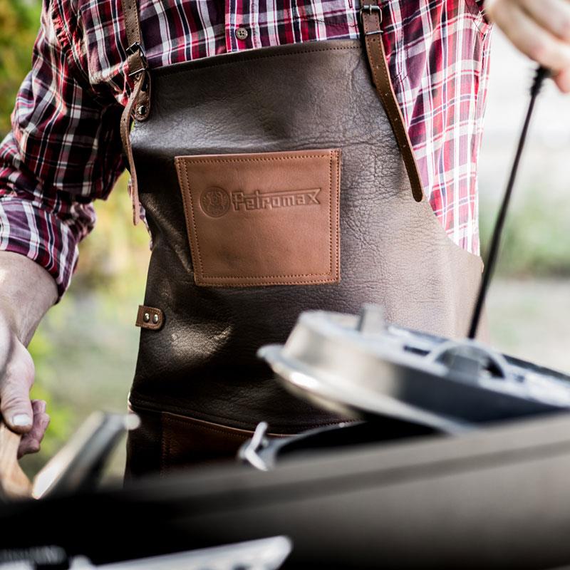 Buffalo leather apron | Petromax