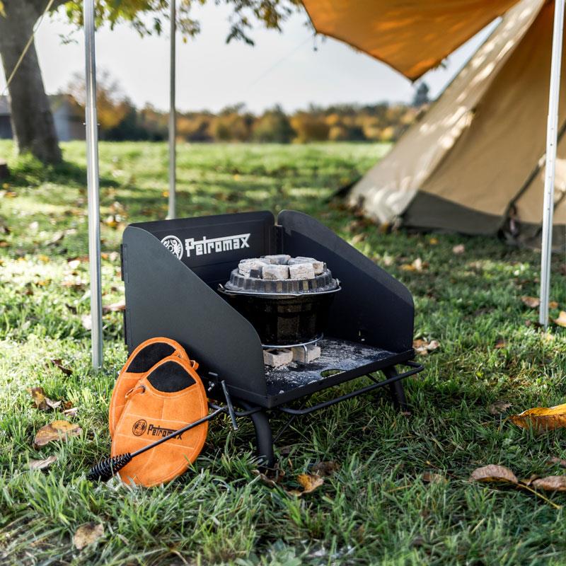 新品 Petromax fe90 ペトロマックス ダッチオーブンテーブル Amazon | PETROMAX(ペトロマックス) グリル スタンド BBQ