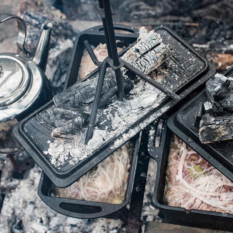 Dutch Oven professional lid lifter 