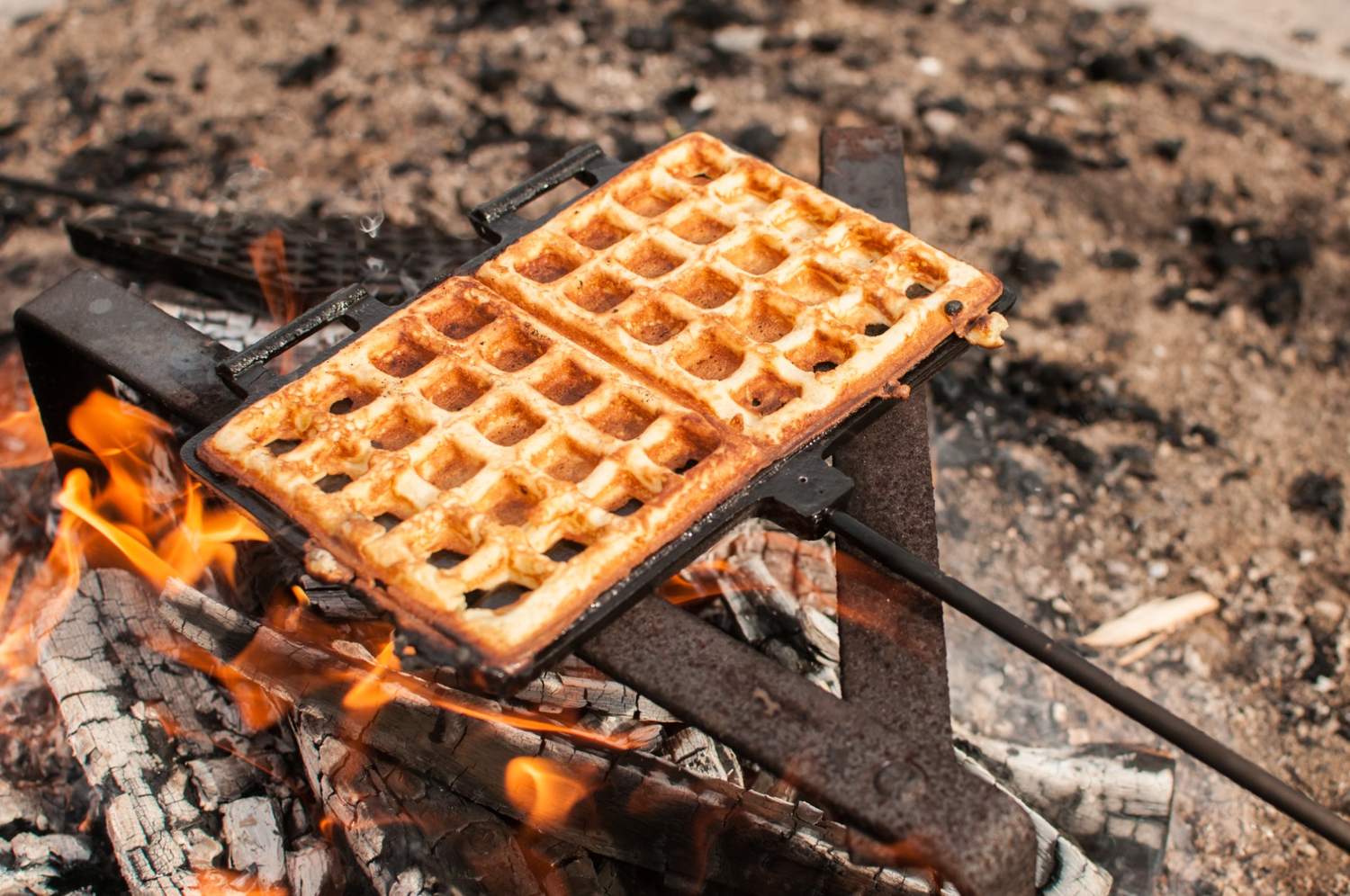 Cast-iron waffle maker » Buy now! – Petromax